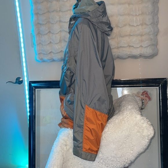 Foursquare mens snowboarding windbreaker jacket grey ish and orange in color - Picture 3 of 11
